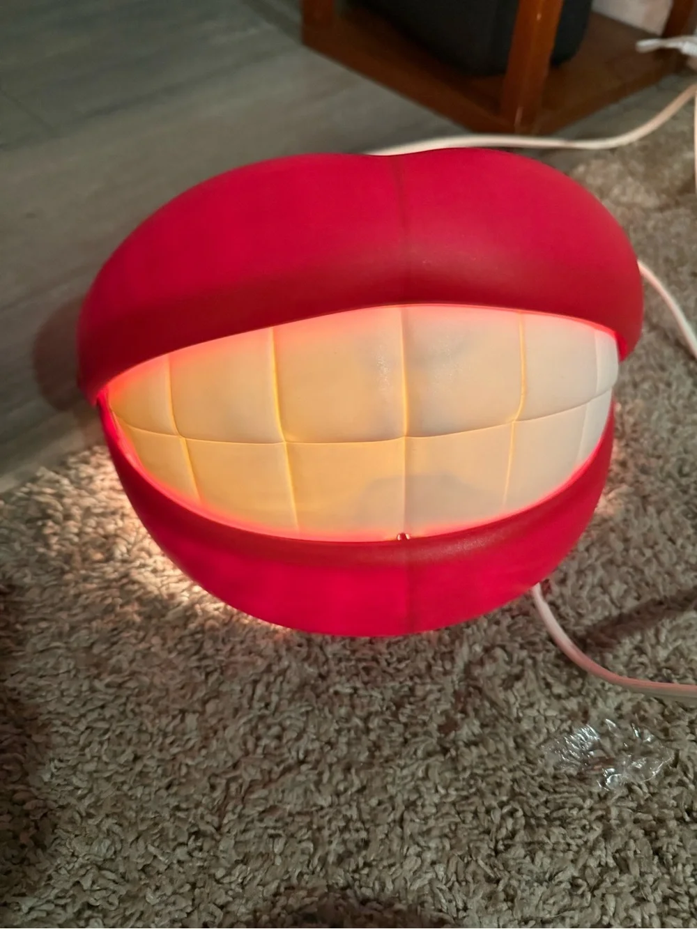 IKEA FLABB LIPS with light